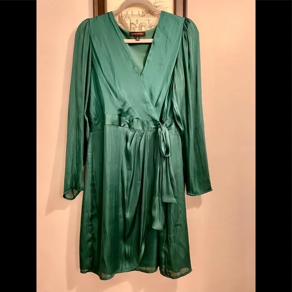 Banana Republic | Dresses | Banana Republic Emerald Puff Sleeve Wrap Dress  | Poshmark